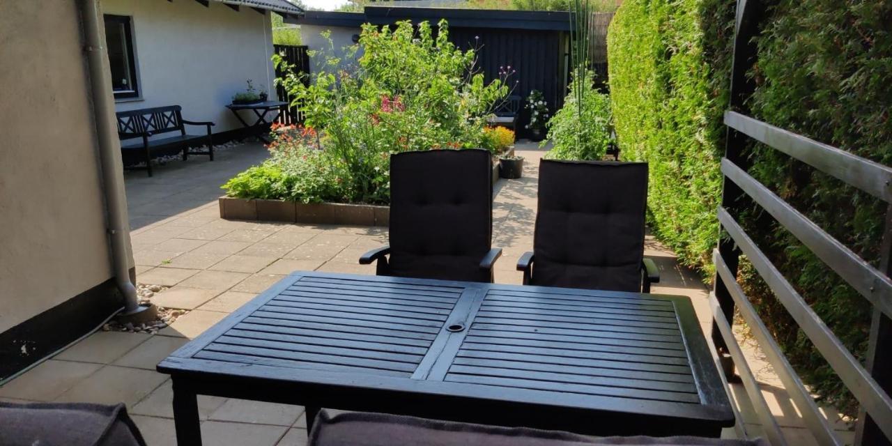 Easy Living Bed And Breakfast Græsted Exterior foto